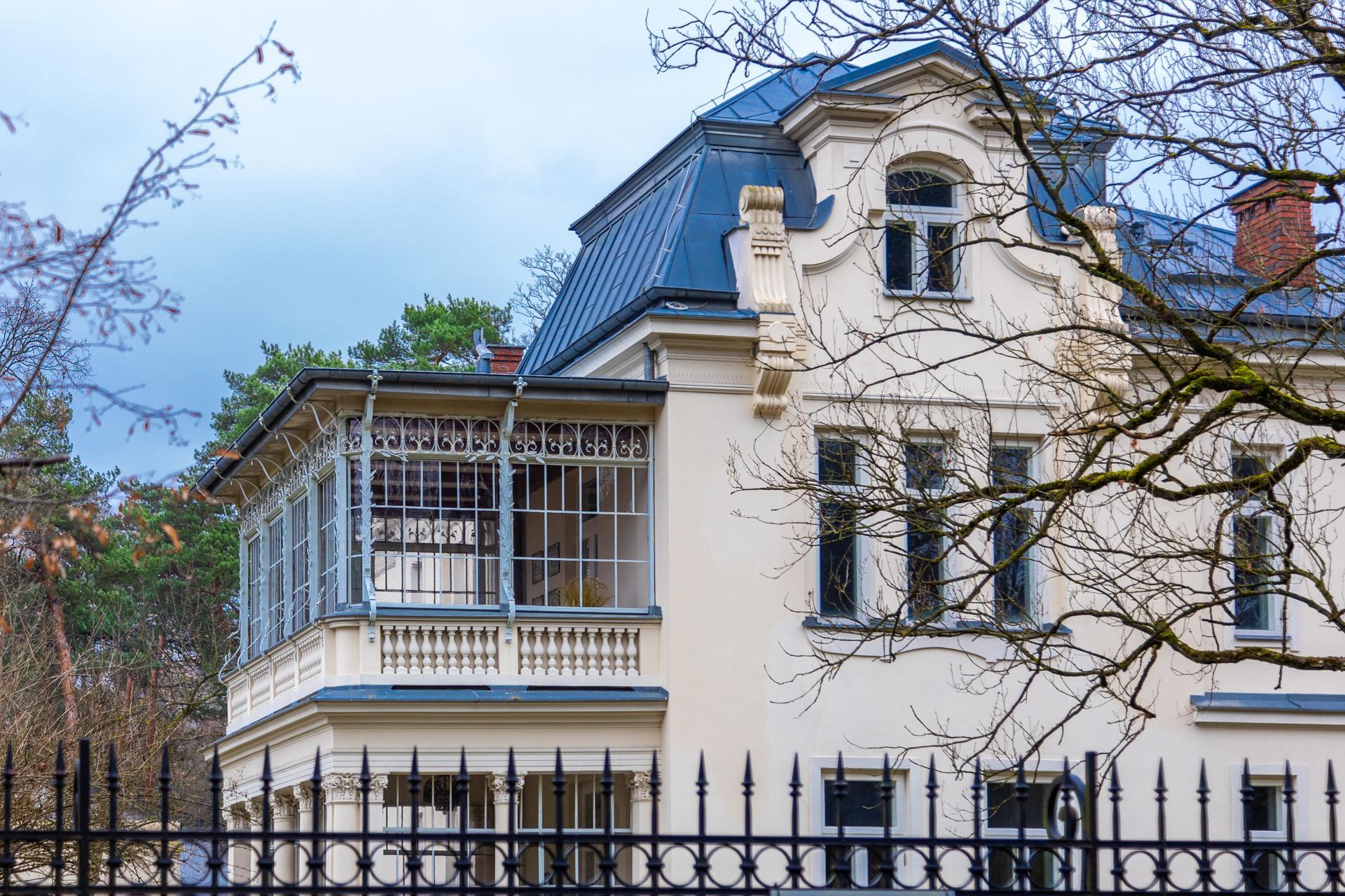 Konstancin-Jeziorna. Zabytkowe wille odzyskują dawny blask - zobacz wyremontowane rezydencje