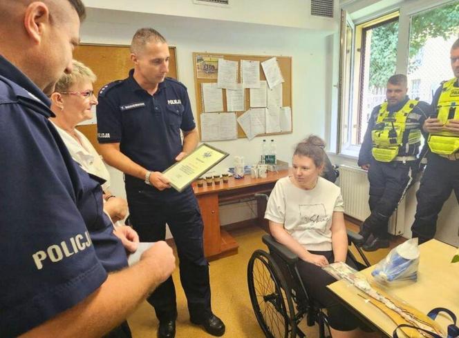 Młoda policjantka po strasznym wypadku rok była w śpiączce. Wybudziła się w Budziku, ale to nie koniec jej zmagań