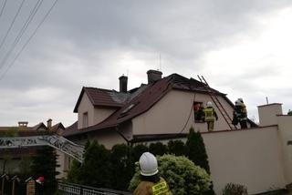 Piorun uderzył w dom jednorodzinny w Dąbczu