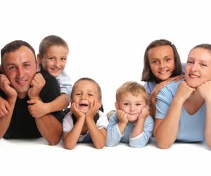 Polacy chcą KART DUŻEJ RODZINY. Złożyli już ponad 20 tysięcy wniosków