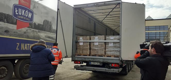 Niemiecka pomoc dla Ukraińców dotarła do Lublina [GALERIA]