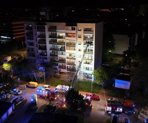 Tragiczny pożar w Legionowie. Dwie osoby reanimowane. Jedna nie przeżyła