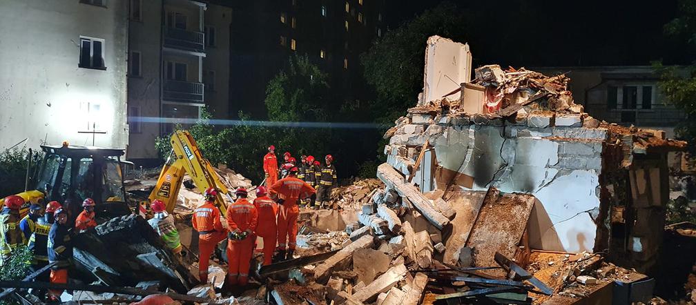 Wybuch domu w Toruniu. Strażacy wciąż przeszukują gruzowisko! [ZDJĘCIA]