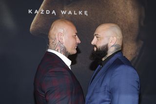 Szokujące sceny na premierze filmu!  Artur Szpilka poznał kolejnego rywala na KSW. Doszło do konfrontacji! 