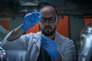 Kod genetyczny odc. 4. Tomasz Skowroński (Adam Woronowicz)