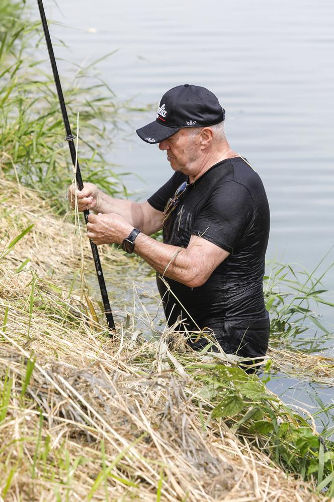 Ksiądz został rybakiem