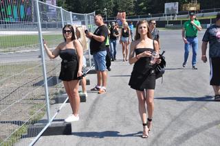 Piękne kobiety na Auto Moto Fieście 2023 na Torze Kielce