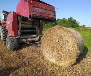 Tragiczne żniwa na Mazowszu. Rolnik wciągnięty przez maszynę.