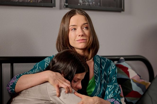 Na Wspólnej, odcinek 4021: Ania uratuje Julkę! Tak załatwi jej napalonego stalkera - ZDJĘCIA