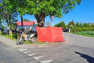 Tragiczny wypadek w Goduszynie pod Jelenią Górą. Nie żyje motocyklista