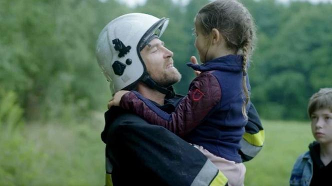 Remiza. Zawsze w akcji, odcinek 36: Robert chce wrócić do Ewy! Ich dzieci zaprzyjaźniają się - ZWIASTUN