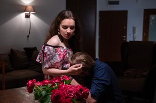 Na Wspólnej odc. 2766. Kasia (Julia Chatys), Rafał (Piotr Sedkowski)