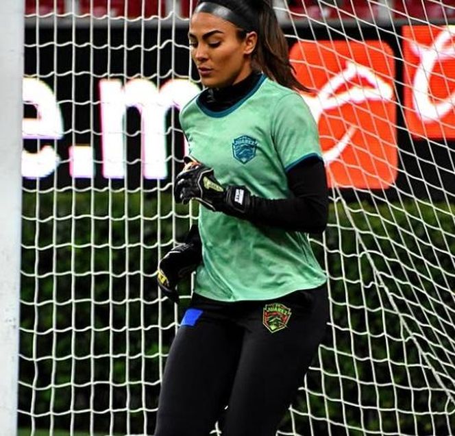 Stefani Jimenez, najpiękniejsza latynoska bramkarka