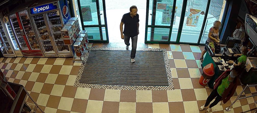 Zuchwała kradzież w sklepie na terenie Torunia. Rozpoznajesz tego mężczyznę?