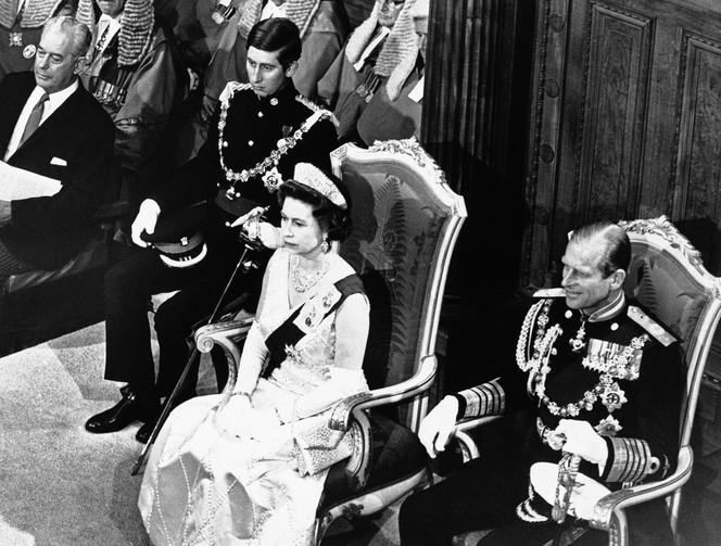 Królowa Elżbieta II i Książę Karol - zdjęcia archiwalne