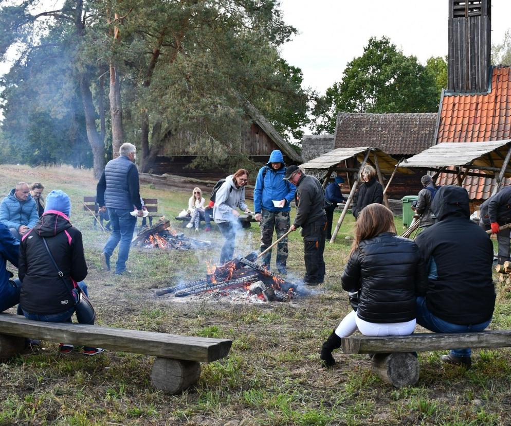 Smaki jesieni w skansenie. Zobacz, co działo się na imprezie w Olsztynku [ZDJĘCIA]