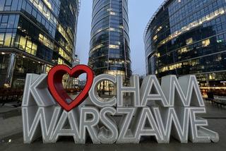 Niesamowita ekspozycja K♥cham Warszawę stanęła na pl. Europejskim