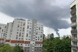 Pożar składowiska w Siemianowicach Śląskich jest widoczny z wielu miast