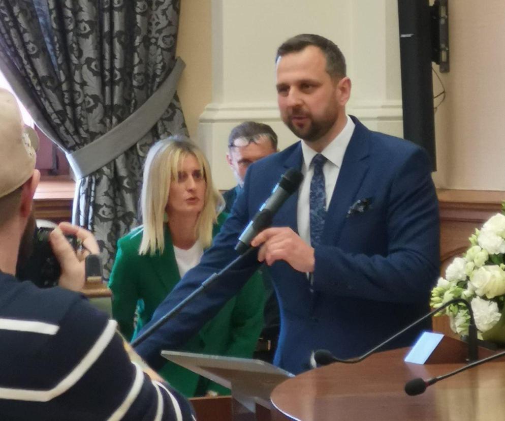 Robert Szewczyk oficjalnie zaprzysiężony na prezydenta Olsztyna