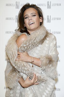 Korwin-Piotrowska atakuje Muchę za naturalne futra: Wesoły głupek! 