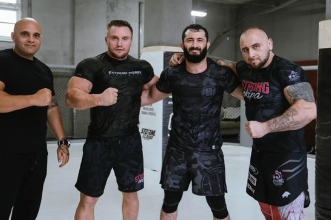 Pudzianowski vs Khalidov fight in danger?!  “Pudian” showed a picture of his leg, it looks nasty