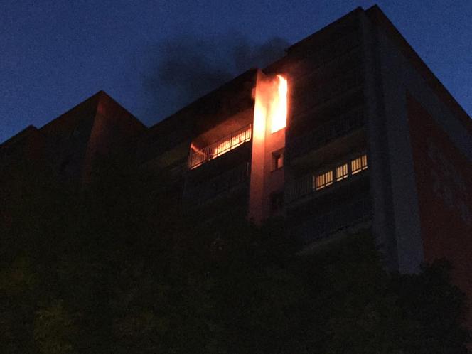 Tragiczny pożar w Zabrzu: Nie żyje jedna osoba