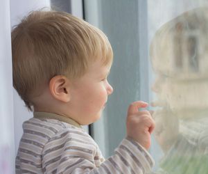 „Kiedy mi znajdziecie mamę i tatę?”. 4-latek marzy o rodzinie na zawsze