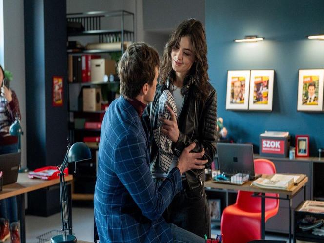 	Barwy szczęścia odc. 3022. Błażej Modrzycki (Piotr Ligienza), Weronika (Maria Świłpa)