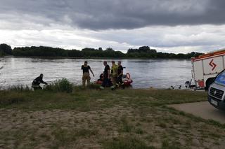 Znaleziono zwłoki nad Wisłą w Grudziądzu. Trwa akcja policji i straży pożarnej