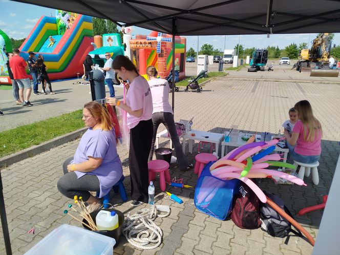 Siedlczanin Przemek Gryczka zorganizował wydarzenie dla dzieci z okazji Dnia Dziecka już po raz drugi