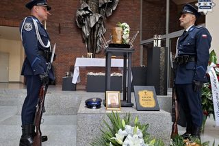 Żałoba wśród policjantów. Z honorami pożegnali kolegę