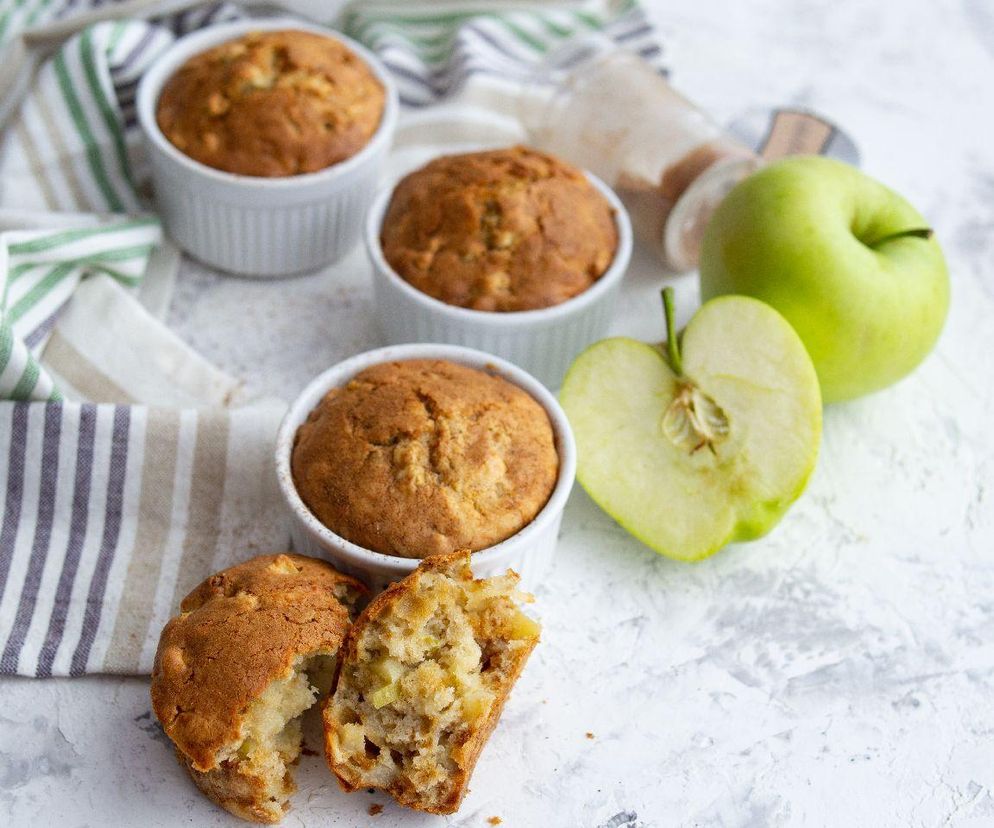 muffinki orkiszowe z jabłkami