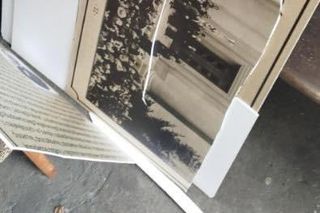 18-latek zniszczył wystawę przed muzeum w Rawiczu