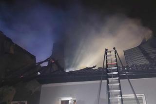Tragedia w Jaworznie. Gigantyczny pożar domu jednorodzinnego. Zginęły dwie osoby