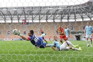 Jagiellonia Białystok - Cracovia, wynik 2:1. Jaga liderem, Pasy na dnie