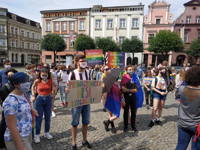 pikieta LGBT Leszno