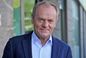Donald Tusk pokazał, jak spędza czas z wnuczką. Takie rzeczy oglądają w telewizji