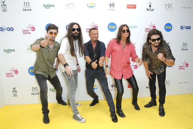 Oddział Zamknięty to legenda rocka. Co wiesz o zespole, znasz jego piosenki? Sprawdź się w quzie