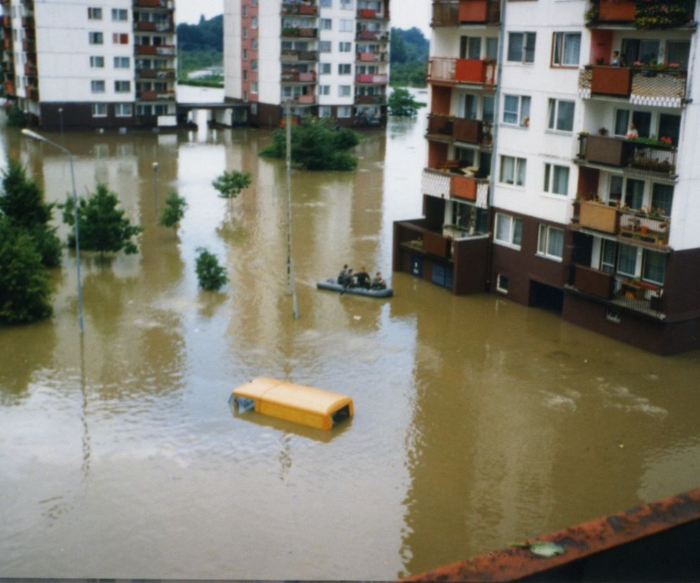 Pogoda. Niż genueński zbliża się do Polski! Doprowadził do powodzi tysiąclecia w 1997 r. Możliwe trąby powietrzne!
