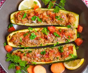 Cukinia faszerowana wołowiną - pyszne danie obiadowe z kabaczka