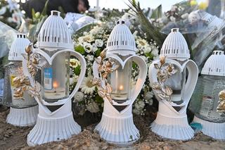 Oliwierek powiększył grono aniołków. Jego grób przykryła kołderka z białych róż