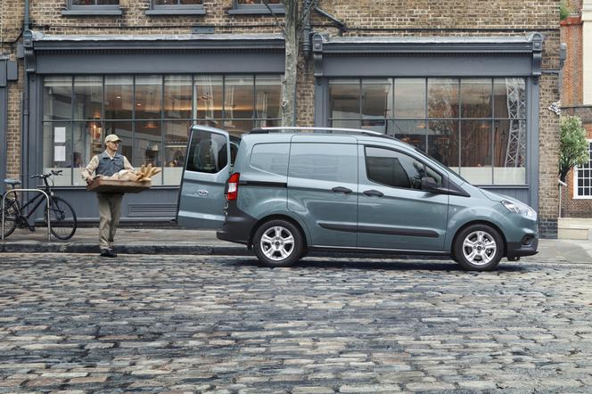 Ford Transit Courier lifting 2018