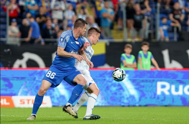 Ruch Chorzów kontra Lech Poznań na Stadionie Śląskim w Chorzowie