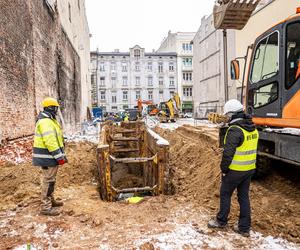 W centrum Łodzi powstają wielopoziomowe parkingi