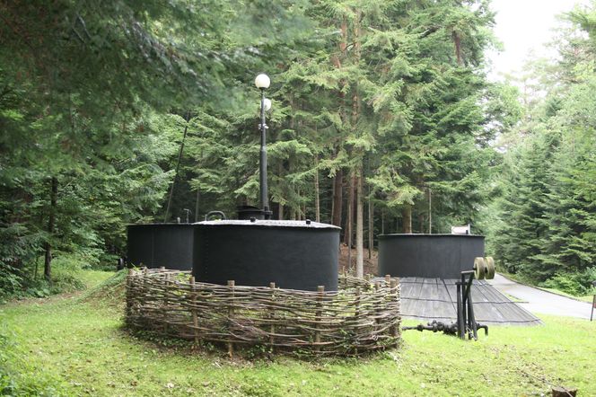 Muzeum Przemysłu Naftowego i Gazowniczego w Bóbrce. Odwiedź wyjątkowe miejsce na mapie Polski