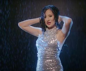 To jeszcze Roxaok, czy już Rihanna? Wokalistka disco polo wypuściła niecodzienny klip