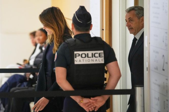 Carla Bruni zrobi to, gdy zamkną Sarkozy'ego! "Każdego dnia"