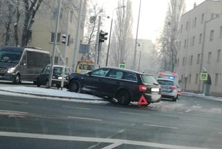 Karambol i wypadek na A1, kolizja w centrum Torunia. Pogoda nie sprzyja kierowcom [ZDJĘCIA]