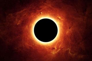 Naukowcy wykryli bąbel gorącego gazu, wirujący wokół supermasywnej czarnej dziury w Drodze Mlecznej