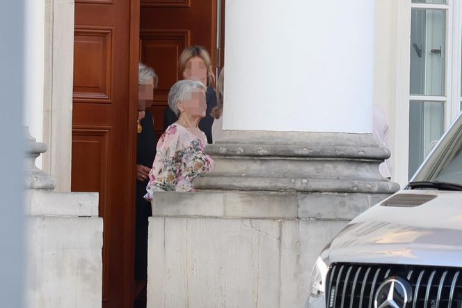 Rodzina Nawrockich przyłapana pod Belwederem! Gdzie pojechali? 